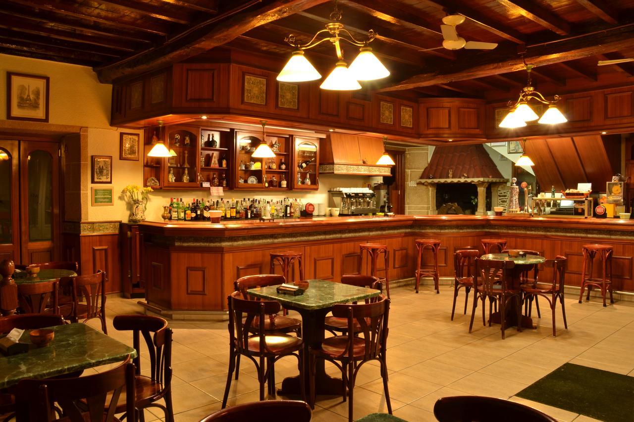 Hostal-Restaurante Paris Forcarei Extérieur photo
