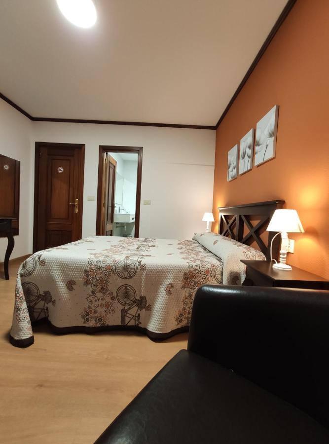 Hostal-Restaurante Paris Forcarei Extérieur photo